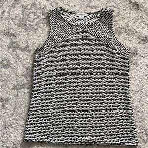 Beautiful tank! Perfect for work or casual